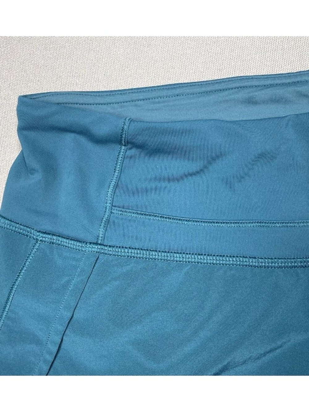 Lululemon Run Times Athletic Lined Teal Blue Shorts Inseam 4" - Women Size 4 - Picture 14 of 16